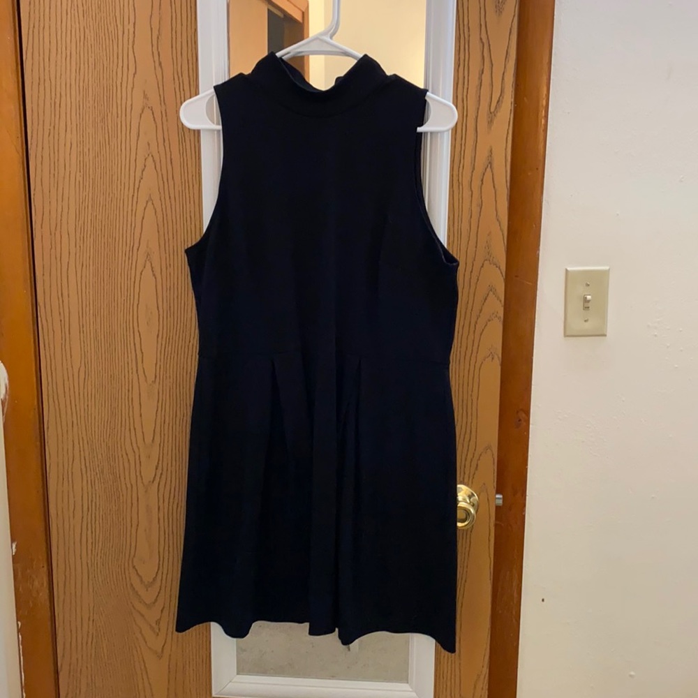 Short black collared dress